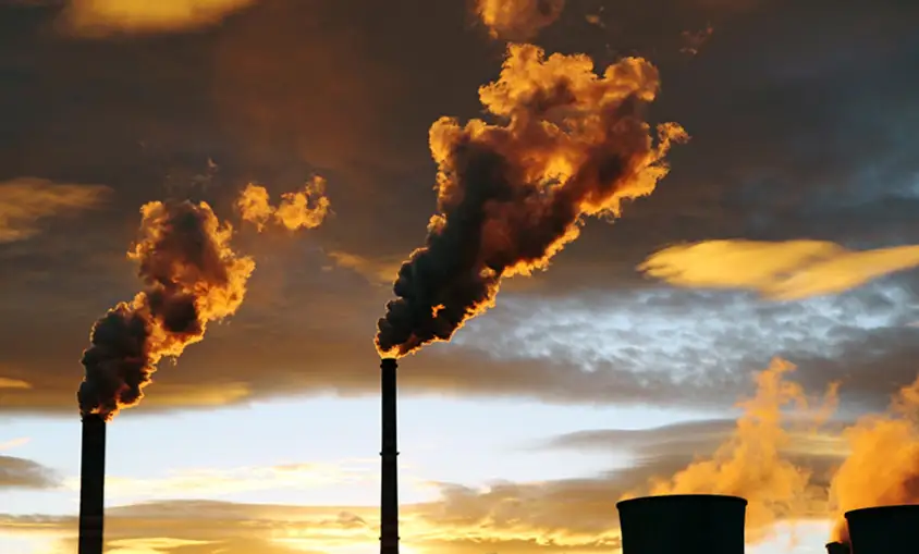 Hiszpania zatwierdza darmowe uprawnienia do emisji CO2 na lata 2026-2030