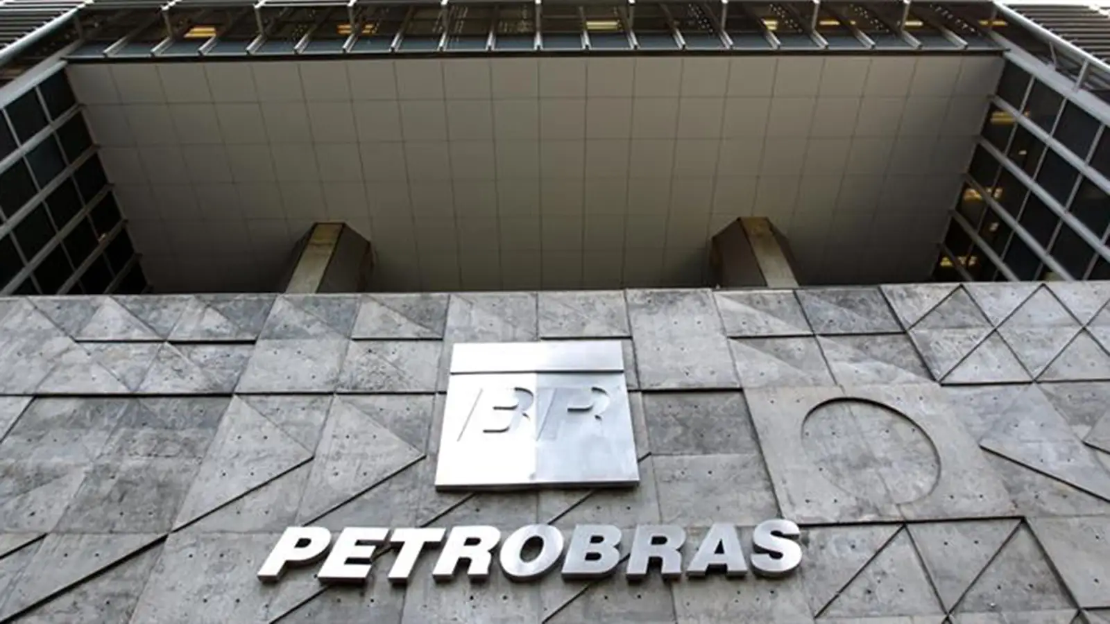 Petrobras wcześniej spłaci trzy obligacje o wartości ponad 900 mln euro