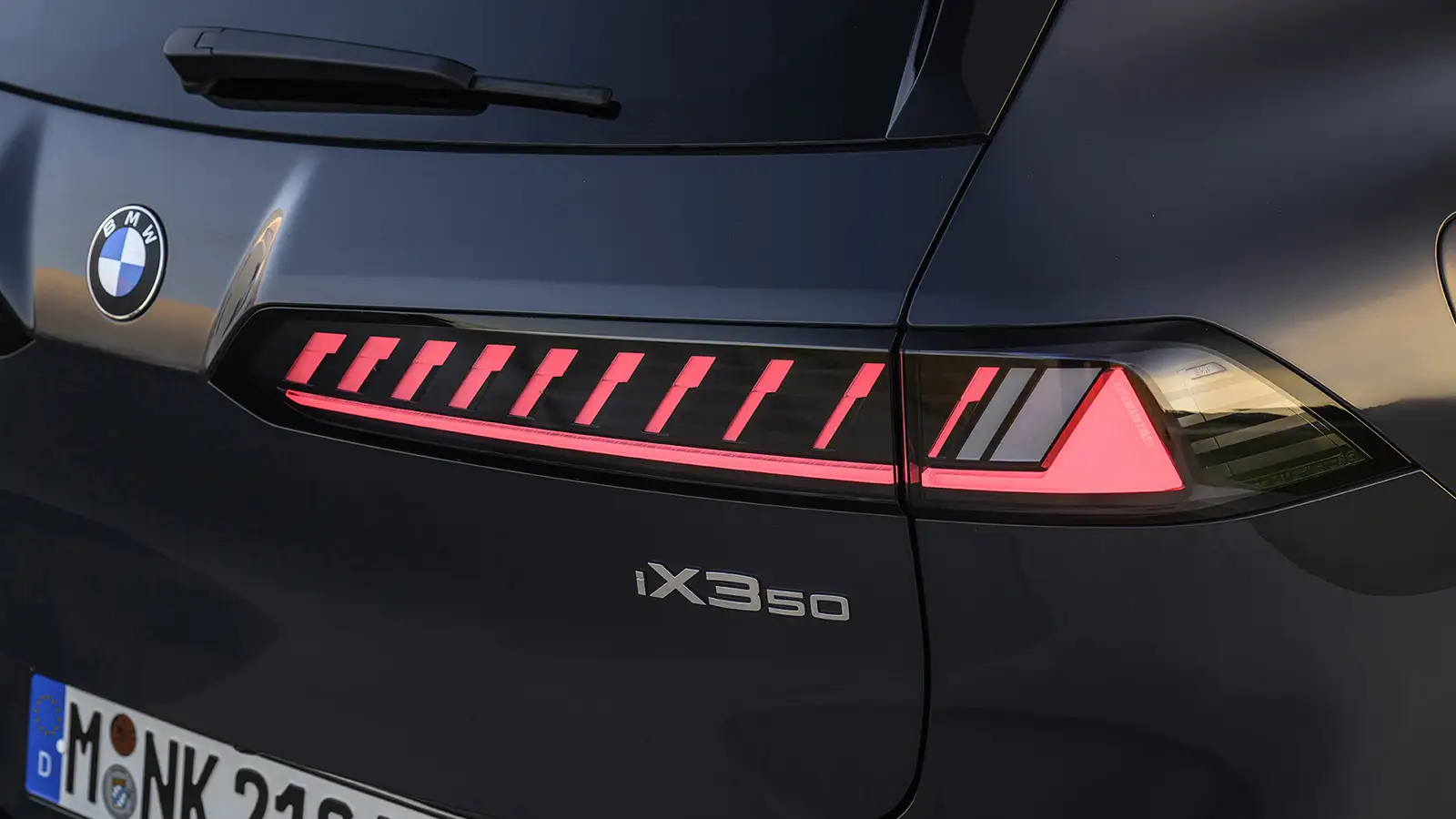 BMW osiąga 2 miliony dostaw aut elektrycznych – nowy iX3 motorem wzrostu