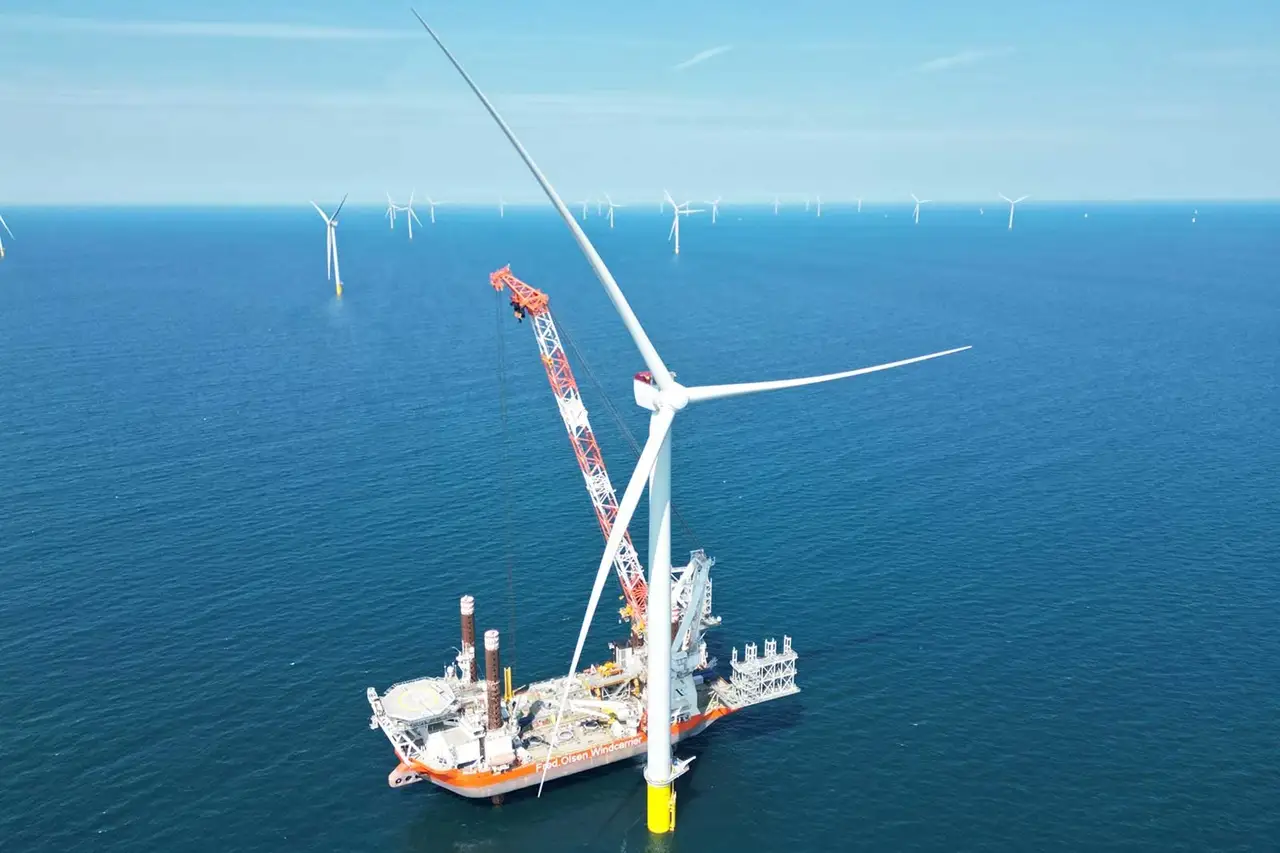 Czy USA odwrócą się od morskiej energetyki wiatrowej? Analiza po anulowaniu koncesji