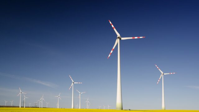 Ponad 7,8 mln zł na rozwój kompetencji w transporcie i energetyce OZE