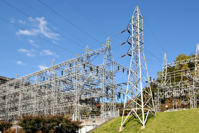 Sunrun i Voltus łączą siły, by zasilić centra danych AI z domowych magazynów energii
