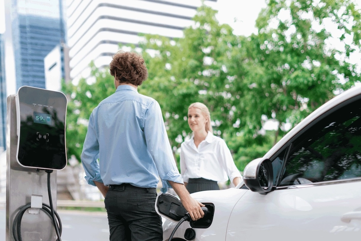 Arval UK: ponad 63 tysiące elektryków w flocie i platynowy medal EcoVadis