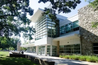Loyola University Maryland otrzymuje 2,22 mln dolarów na instalacje fotowoltaiczne