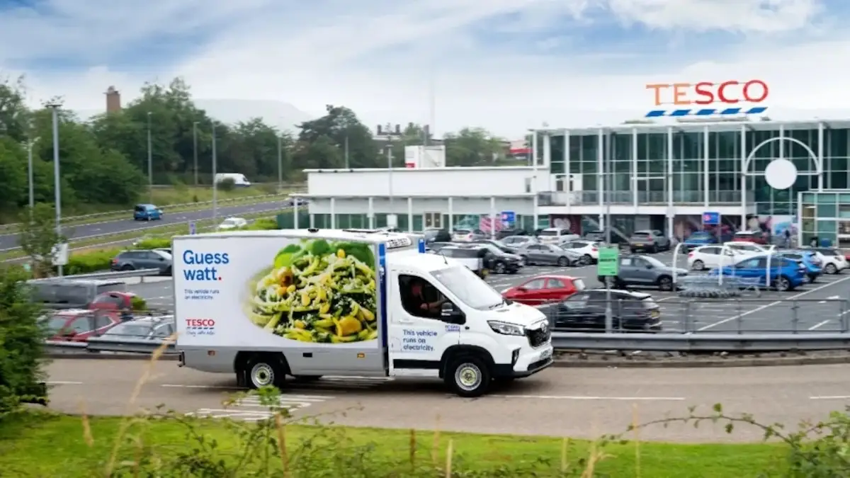 Tesco świętuje 2000. elektrycznego vana dostawczego