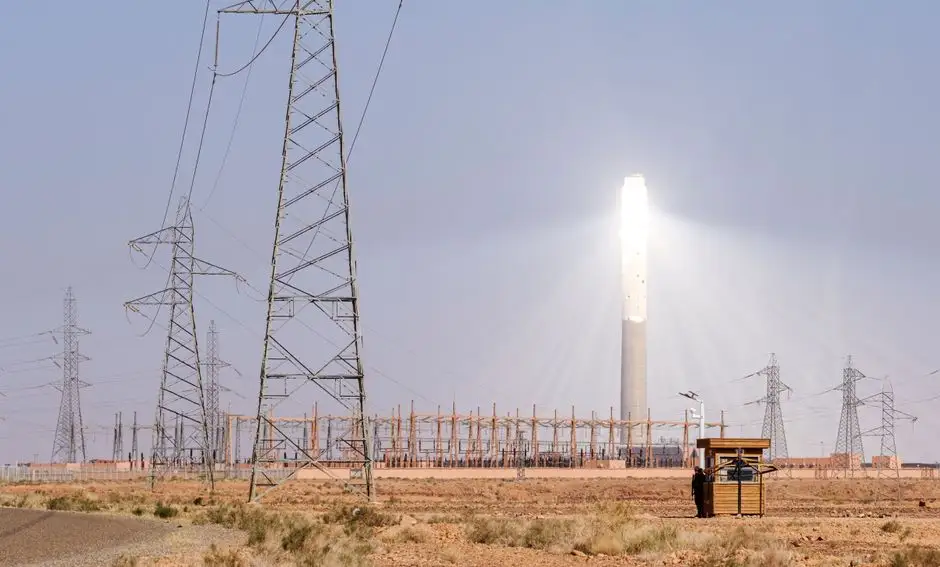 Namibia: pierwsza komercyjna elektrownia słoneczna rozpoczyna pracę