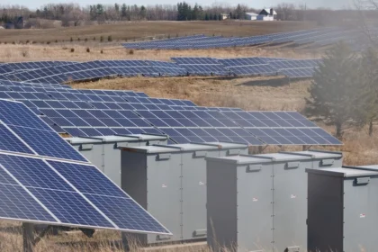 ML System podpisał umowy na magazyny energii o wartości blisko 18 mln zł