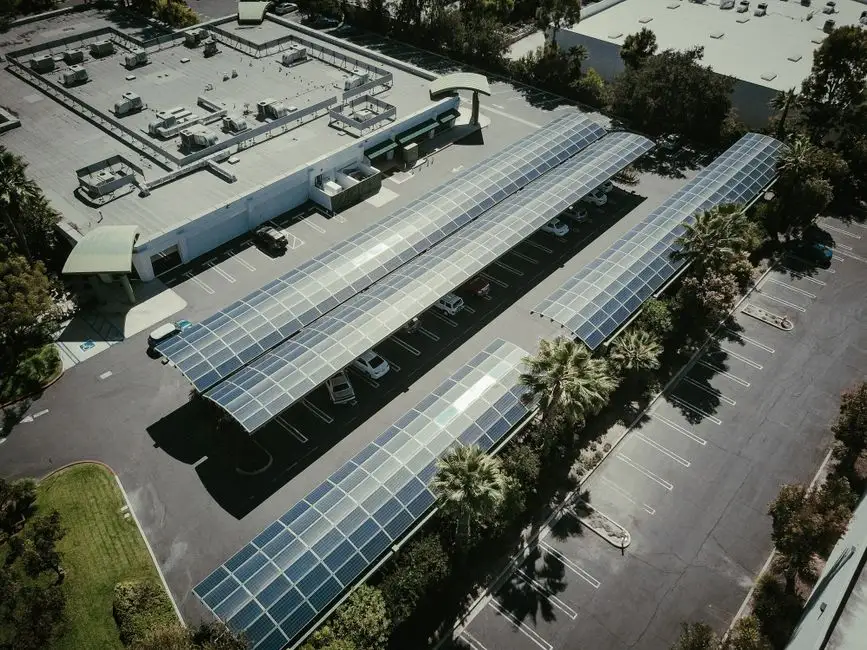 Dolna Austria zadaszy 1608 parkingów panelami PV o mocy 21 MW