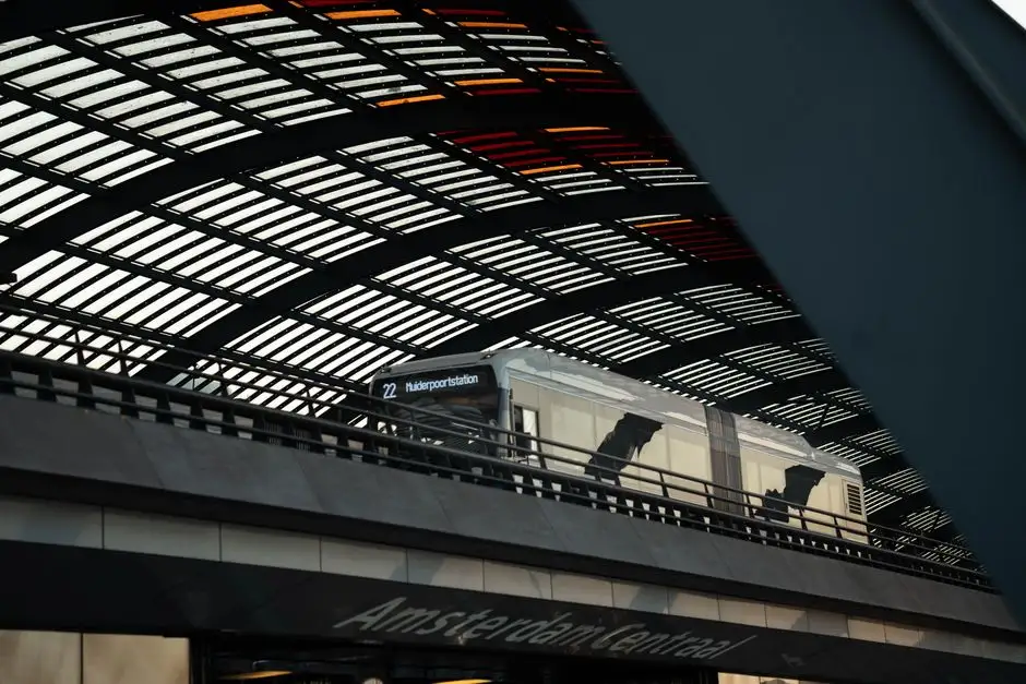 Metro Warszawskie stawia na fotowoltaikę – przetarg na projekty OZE