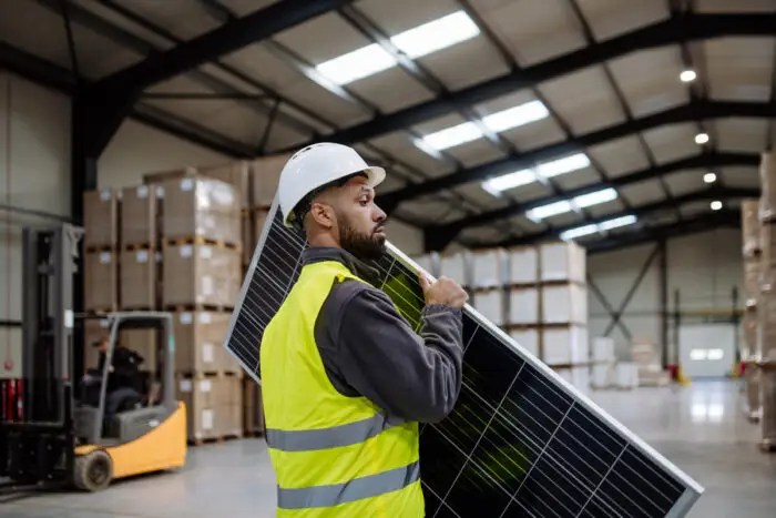 Inox Solar Americas podpisuje umowę na dostawę modułów o mocy 767 MW
