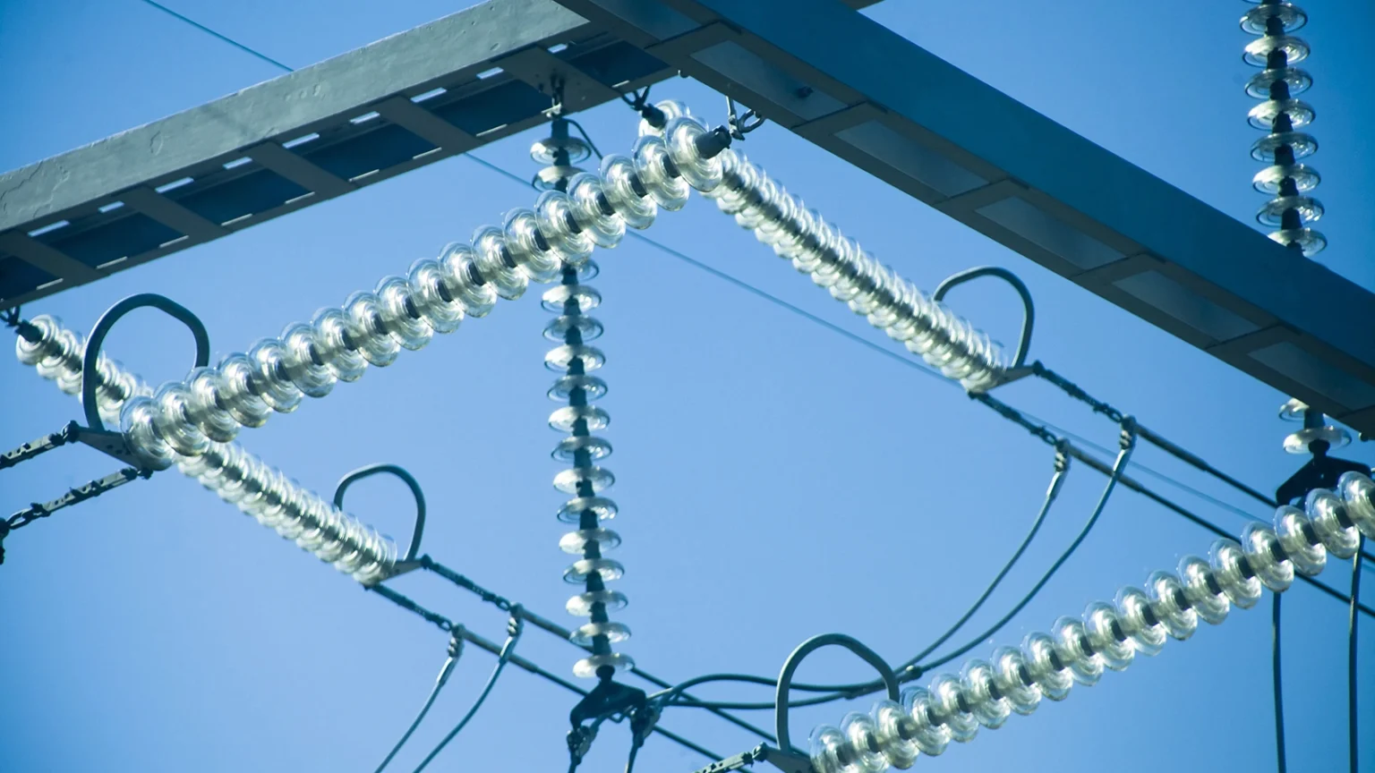 Hiszpański system energetyczny: 3,9 mld euro z usług regulacyjnych dla wytwórców