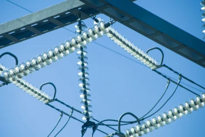 Hiszpański system energetyczny: 3,9 mld euro z usług regulacyjnych dla wytwórców