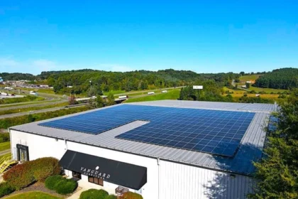 Solar z Pisgah Energy pokryje 95% zapotrzebowania na prąd fabryki Vanguard Furniture