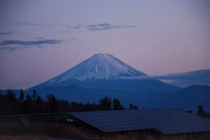 Japonia ogranicza wsparcie dla fotowoltaiki naziemnej. Cztery kategorie zachowają subsydia