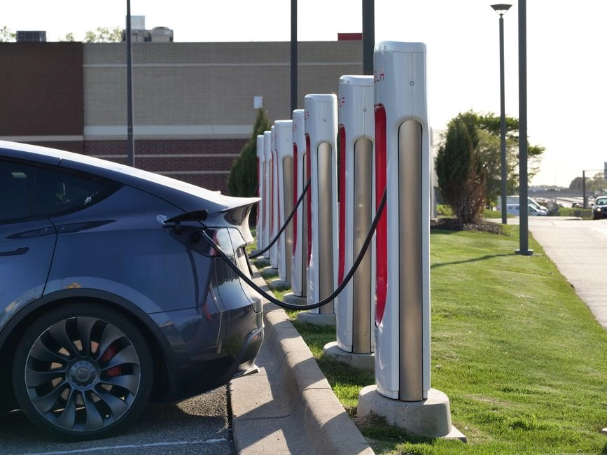 EVX zapowiada australijską ładowarkę DC do samochodów elektrycznych