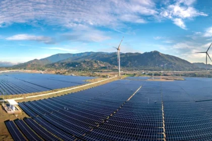 Australia Południowa: przetarg otwiera drogę do 13 GW nowych mocy OZE