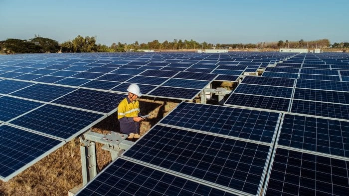 Ford zasila fabryki energią słoneczną. Cold Creek Solar gotowe